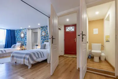 Salle de bains dans l'établissement La Chambrée des Chalands