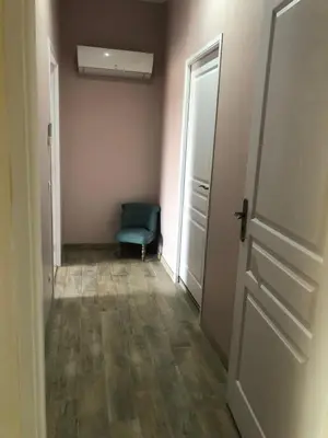Plan de l'établissement Logement 4 personnes avec piscine intérieure 31 degrés zoo de la FLECHE 24 h du Mans