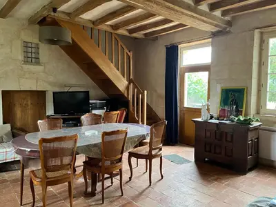 Télévision ou salle de divertissement dans l'établissement Manoir de Valette
