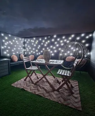 Coin salon dans l'établissement Suite cristal LovingSpa avec jacuzzi privatif