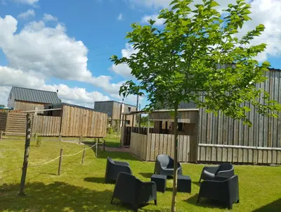 Jardin de l'établissement Chalet Cinema Les Belles Ouvrières