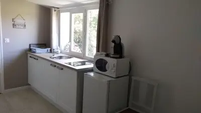 Cuisine ou kitchenette dans l'établissement Chambre d hotes la Barrière