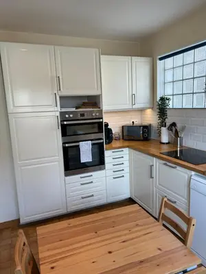 Cuisine ou kitchenette dans l'établissement « Le refuge » charmant,proche zoo et centre ville