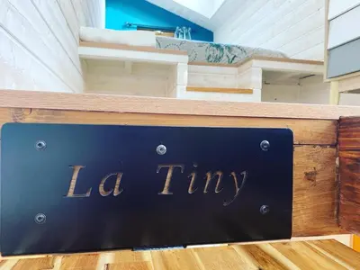 Plan de l'établissement La Tiny Blue - maison insolite pour 2 - sans Tv