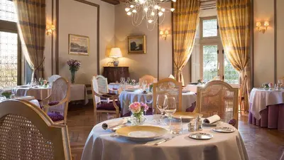 Coin salon dans l'établissement Château de Noizay