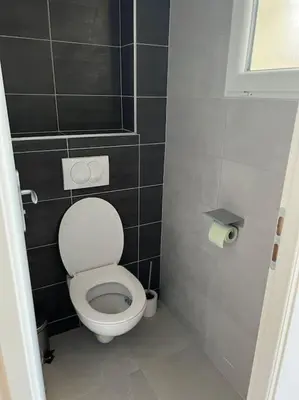 Salle de bains dans l'établissement Maison Rénovée Aux Portes Du Circuit Des 24h