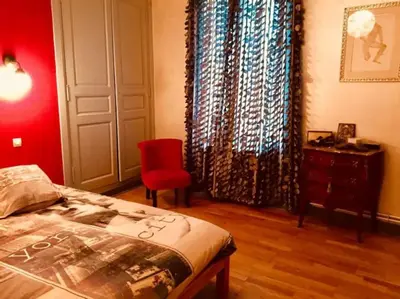 Un ou plusieurs lits dans un hébergement de l'établissement Superbe maison de caractère, de 1 à 9 couchages