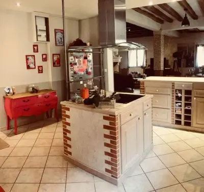 Cuisine ou kitchenette dans l'établissement Superbe maison de caractère, de 1 à 9 couchages