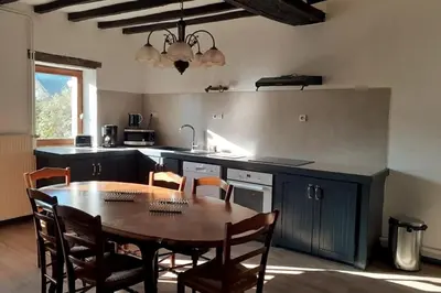 Cuisine ou kitchenette dans l'établissement Gîte La Gouletterie classé 3* avec piscine