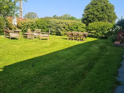 Jardin de l'établissement Longère sarthoise rénovée, à 20 min du Mans, 4 chambres, poêle à granulés, parking privé - FR-1-410-376