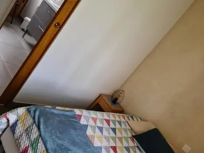 Un ou plusieurs lits dans un hébergement de l'établissement Longère sarthoise rénovée, à 20 min du Mans, 4 chambres, poêle à granulés, parking privé - FR-1-410-376