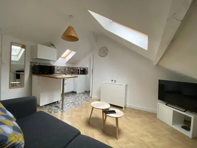 Cuisine ou kitchenette dans l'établissement Le Loge'Mans