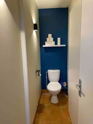 Salle de bains dans l'établissement Le Petit Nice Maison semi-troglodyte de charme.