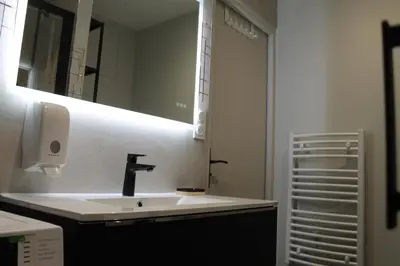 Salle de bains dans l'établissement Le gite des 3 mousquetaires