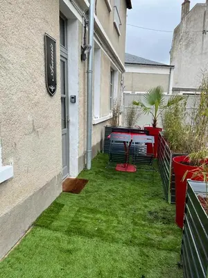 Jardin de l'établissement Le gite des 3 mousquetaires