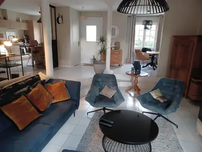 Coin salon dans l'établissement Chambre avec sdb