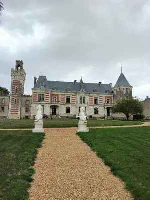 Jardin de l'établissement Château le haut villaumay