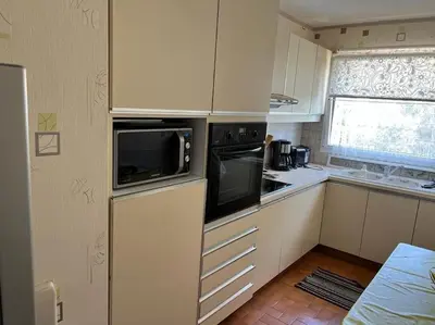 Cuisine ou kitchenette dans l'établissement Tours, repos paisible en bord de Cher