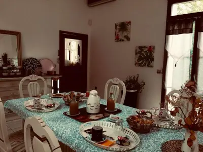 Nourriture dans la villa ou à proximité