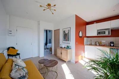 Cuisine ou kitchenette dans l'établissement Les Maisons Acajou - Châtellerault