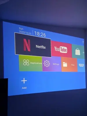 Télévision ou salle de divertissement dans l'établissement LE 84