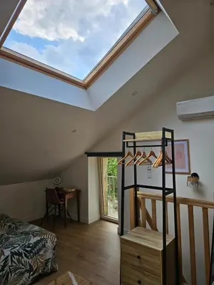 Un ou plusieurs lits dans un hébergement de l'établissement Maison 2-3 pers semi-troglodyte Angers-Saumur