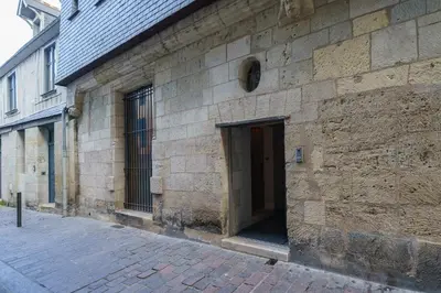 Plan de l'établissement La cour du grand marché