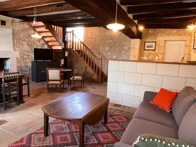 Coin salon dans l'établissement Maisons d'hôtes du Château au Grand Pressigny