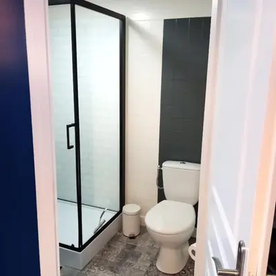 Salle de bains dans l'établissement Au repos des elfes