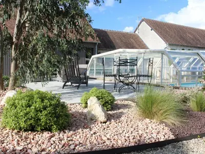 Jardin de l'établissement Gîte charmant avec piscine chauffée, proche d'Amboise et des châteaux de la Loire - FR-1-381-524