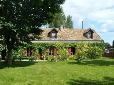 Jardin de l'établissement Cottage proche circuit 24 Heures Le Mans proche de Paris Jeux olympiques autoroute à 5km