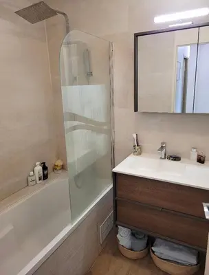 Salle de bains dans l'établissement Appartement pour les 24 heures