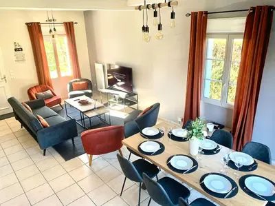 Coin salon dans l'établissement Havre de paix spa proche Amboise & châteaux de la Loire