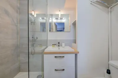 Salle de bains dans l'établissement Studio Grammont 3