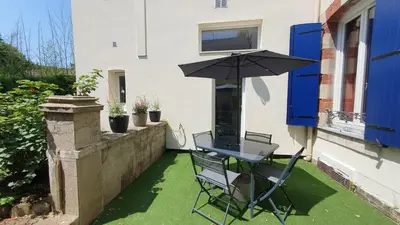 Terrasse ou espace extérieur de l'établissement Le Loge'Mans Appartement proche gare , Tram et centre ville