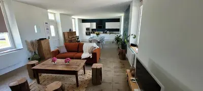 Cuisine ou kitchenette dans l'établissement Gîte 4 etoiles à la campagne