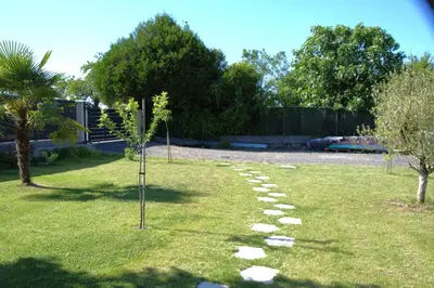 Jardin de l'établissement Gîte au bord du Cher 