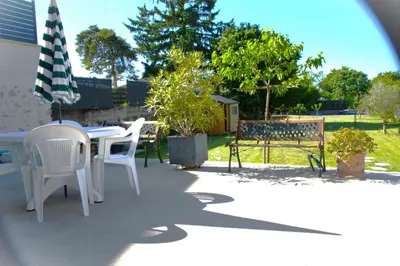 Jardin de l'établissement Gîte au bord du Cher 