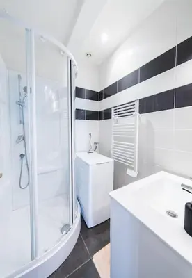 Salle de bains dans l'établissement Appartement lumineux 2 chambres Coeur de Tours