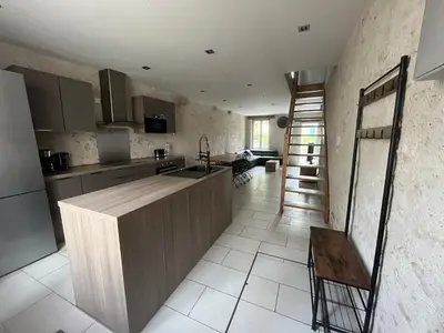 Cuisine ou kitchenette dans l'établissement Maison Centre ville Blois