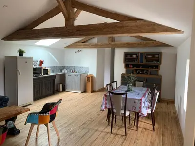 Cuisine ou kitchenette dans l'établissement Appartement Cosy La Maison de Jean