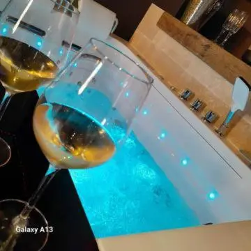 Boissons dans l'établissement instant à deux