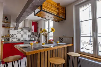 Cuisine ou kitchenette dans l'établissement Faune