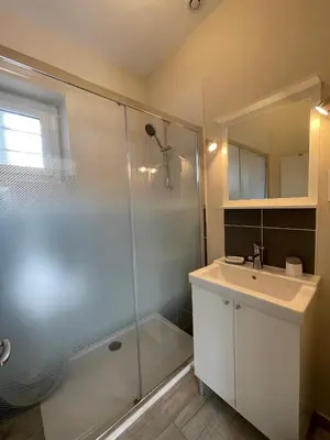 Salle de bains dans l'établissement Maison n°4 aux portes du Zoo de Beauval
