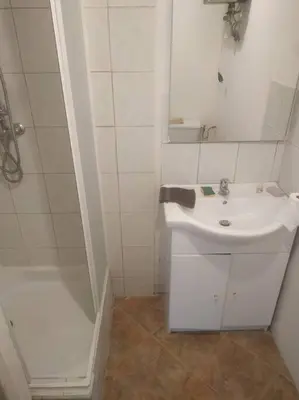 Salle de bains dans l'établissement Gîte indépendant, clim et grand parking extérieur