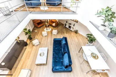 Coin salon dans l'établissement L'Atypique-Le LOFT du Mans
