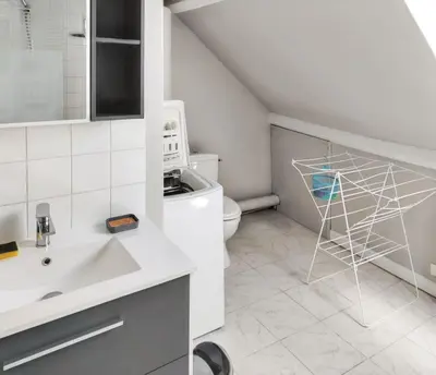 Plan de l'établissement Chaleureuse Maison de Campagne avec Terrasse et Cheminée