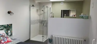 Salle de bains dans l'établissement Chambre d'hôtes