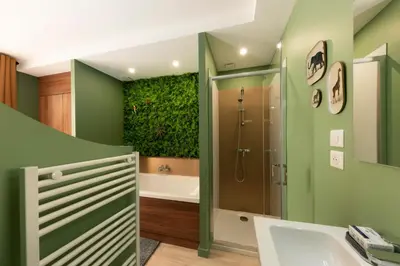 Salle de bains dans l'établissement ECRIN romantique,7studios,3km du zoo!